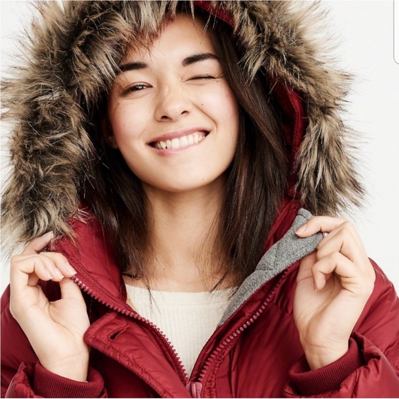 Abercrombie & Fitch Down-Filled Parka Jacket Size XS Raspberry Red Fur Hood - Picture 3 of 16
